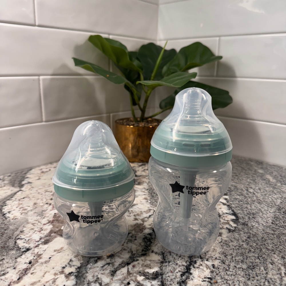 Tommee Tippee Clear and Green Baby Bottles
